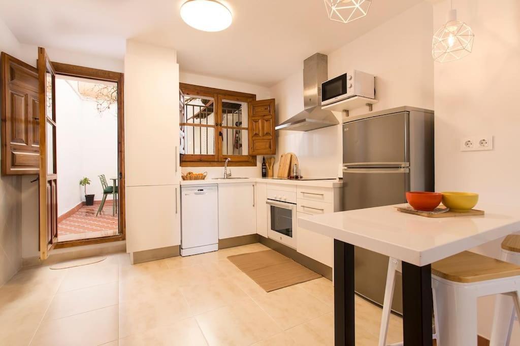 グラナダ Casa Tipica Del Albaicin Con Interior De Disenoヴィラ エクステリア 写真